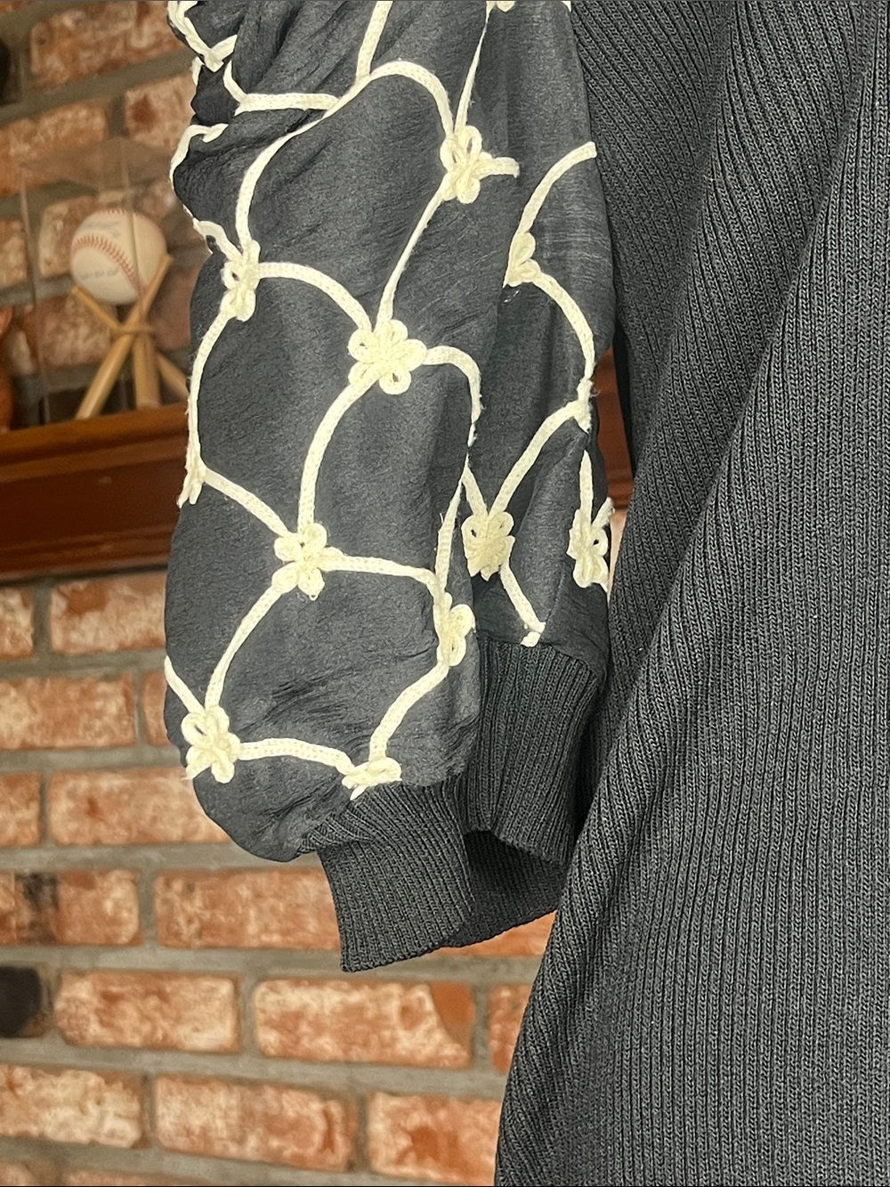 Gracia $138 PTP 20-24 Sleeve Floral Beading Detail Knit Top - Picture 2 of 5